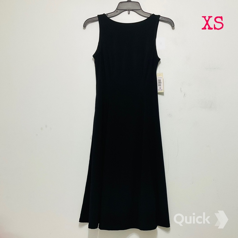 XS - NWT Tash and Sophie Black Sleeveless Dress